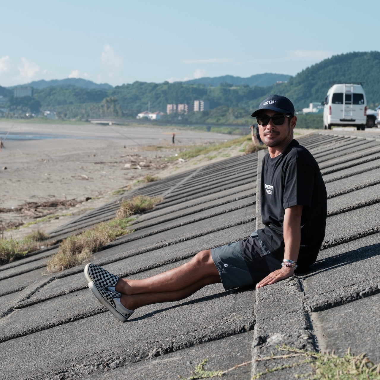 COAST Ⅱ CENTER LINE Connect Journy - CHARCOAL