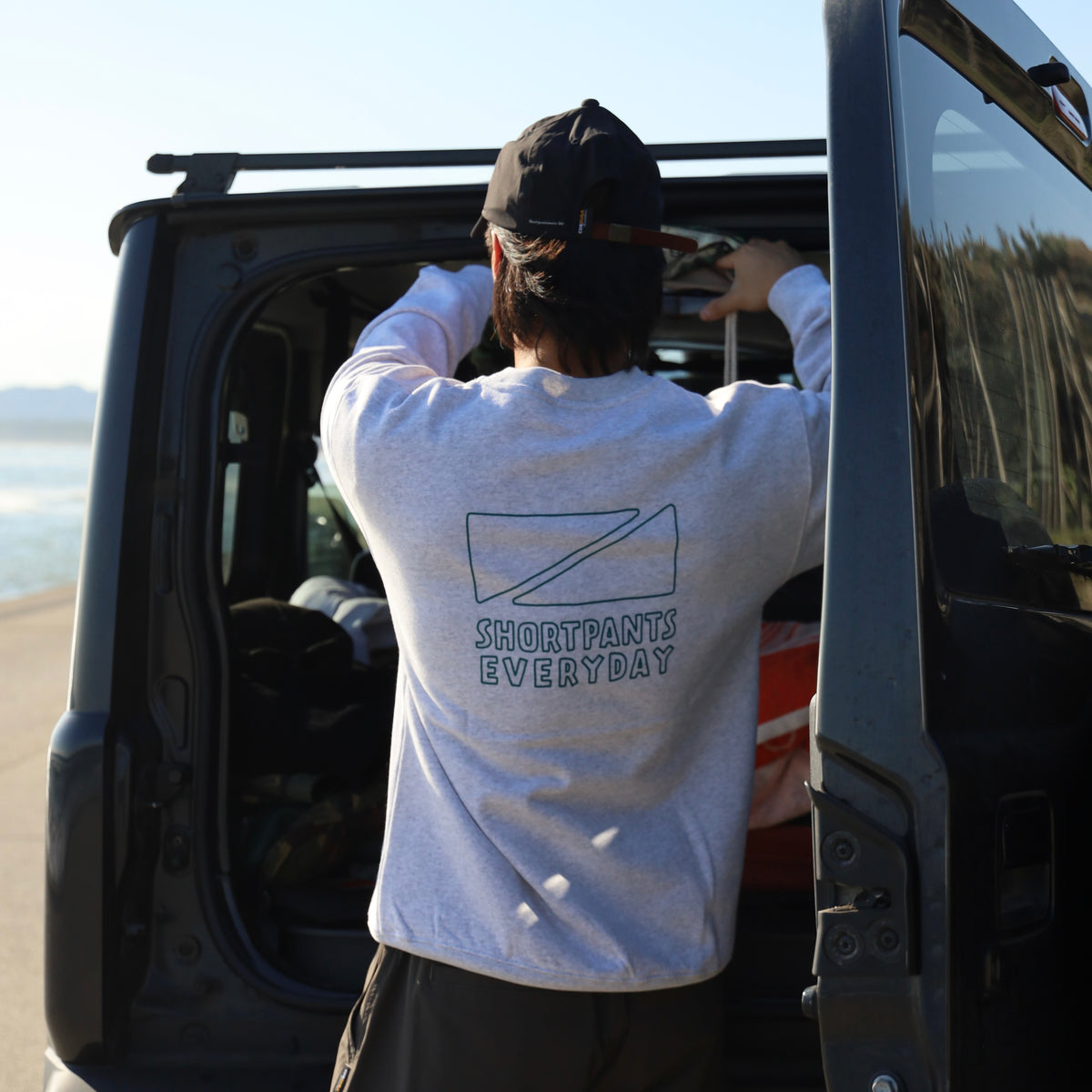 HAND FLAG LIGHT SWEAT