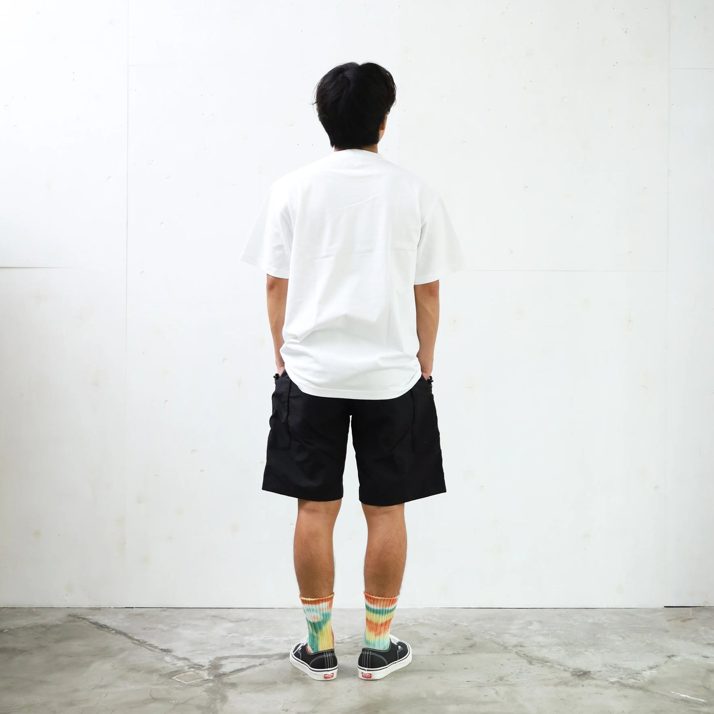 Enjoy SURF by Koji Toyoda - WHITE×BLACK