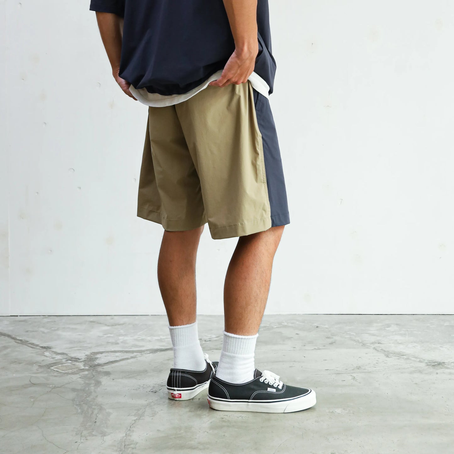 CORDURA 4WAY STRECH 2TONE RELAX TAC SHORTS - NAVY×BEIGE