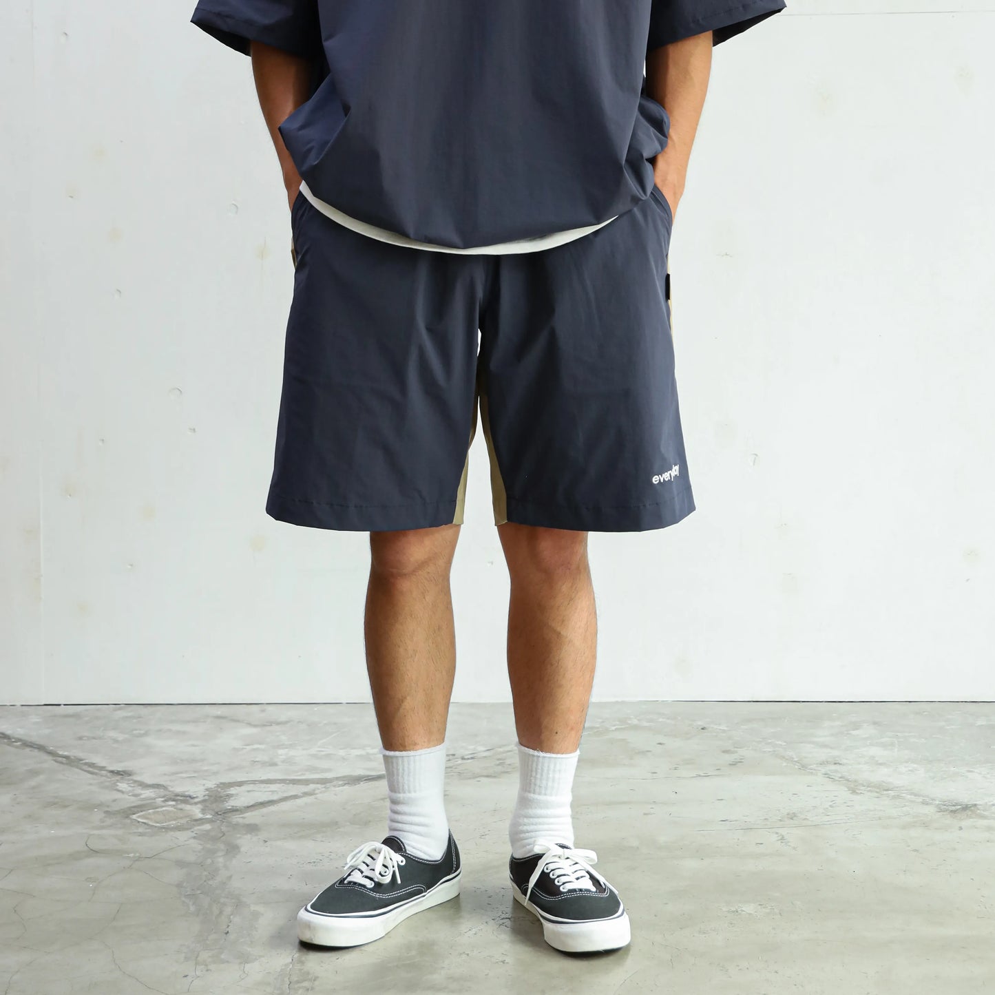 CORDURA 4WAY STRECH 2TONE RELAX TAC SHORTS - NAVY×BEIGE