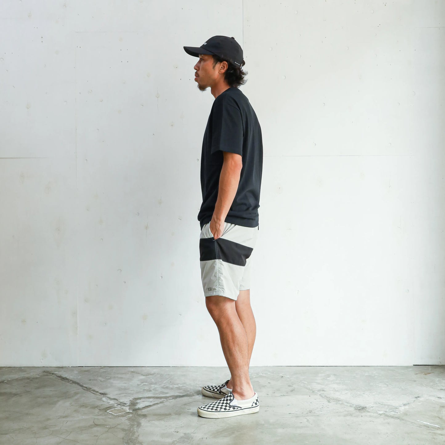 COAST Ⅱ CENTER LINE - GRAY×BLACK