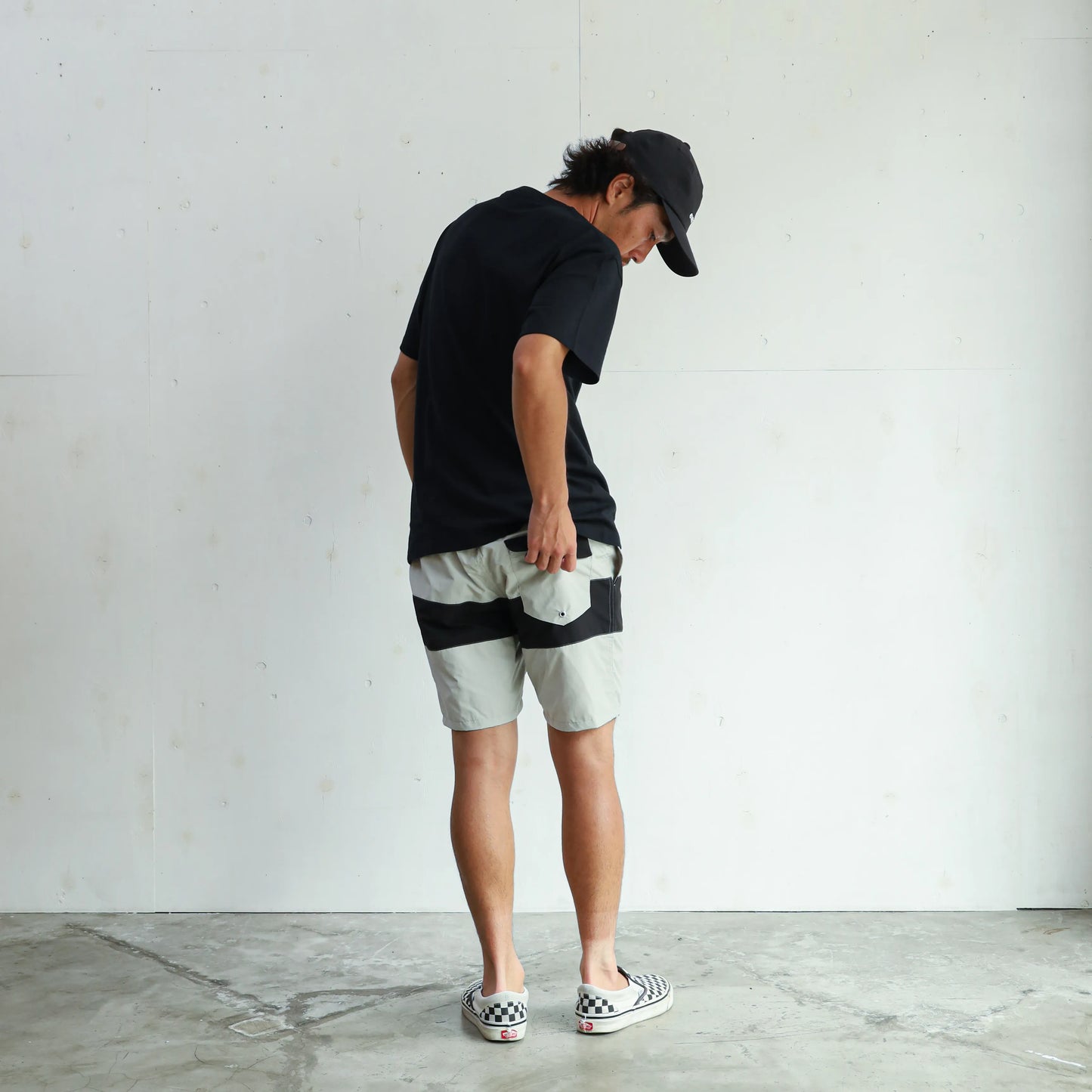 COAST Ⅱ CENTER LINE - GRAY×BLACK