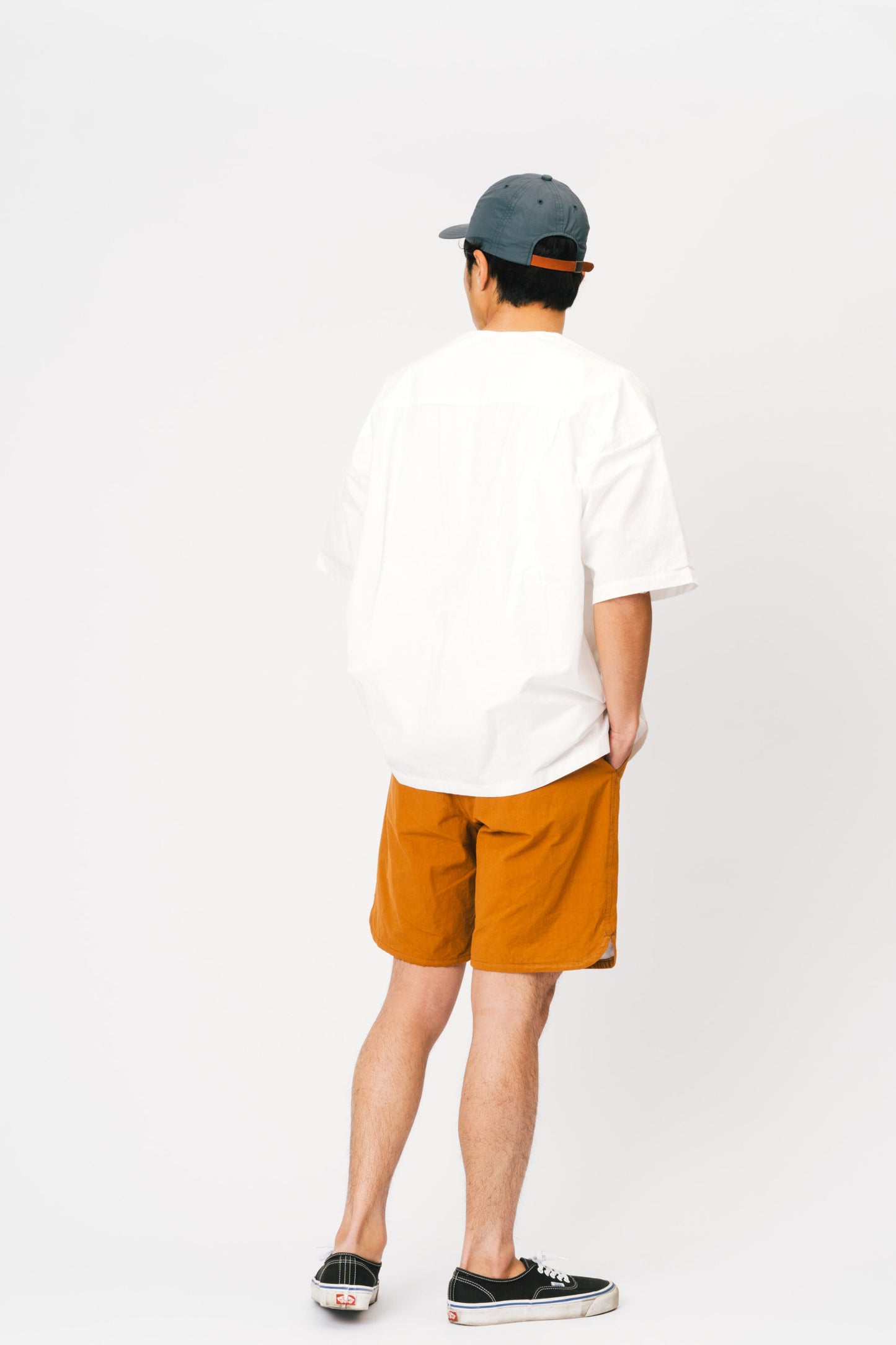 170cm 60kg サイズ2着用
