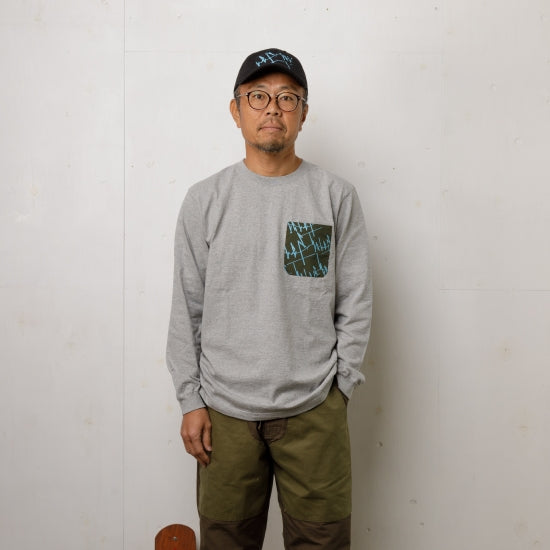 L/S T-Shirts POCKET WAVES - GRAY × KHAKI