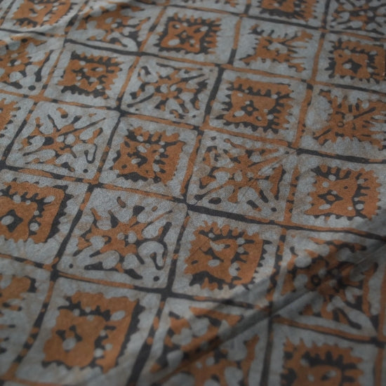SCARF / YUKA BATIK / HAND DYE - GRAY