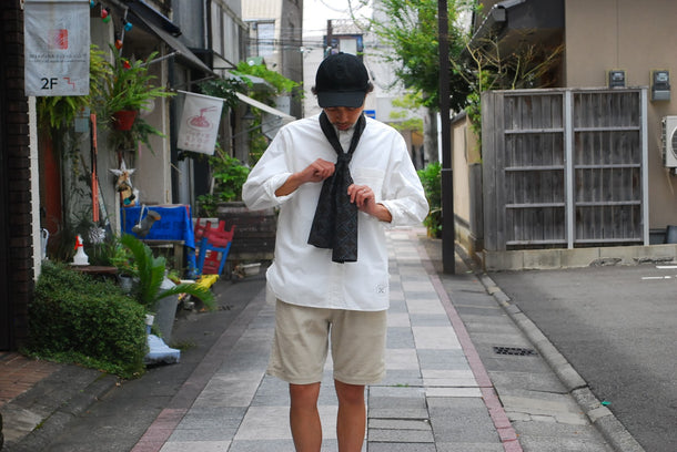 SCARF / YUKA BATIK / HAND DYE - BEIGE | Short pants every day