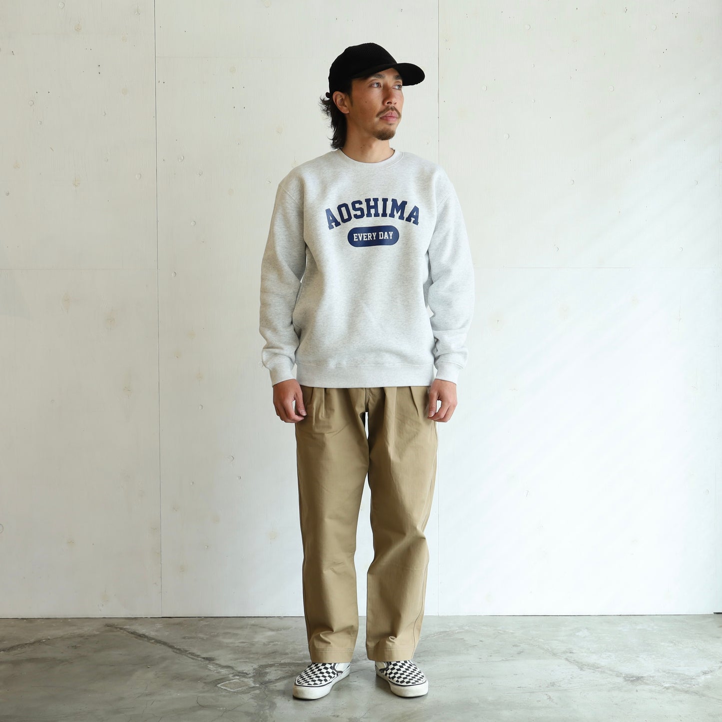 AOSHIMA EVERY DAY CREW SWEAT - ASH GRAY