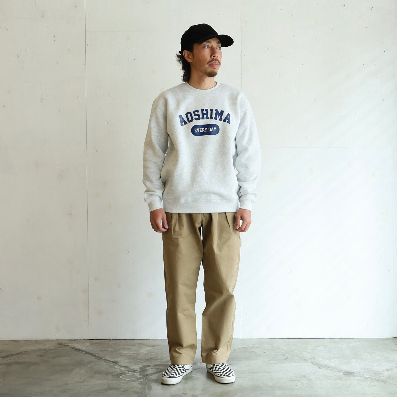 AOSHIMA EVERY DAY CREW SWEAT - ASH GRAY