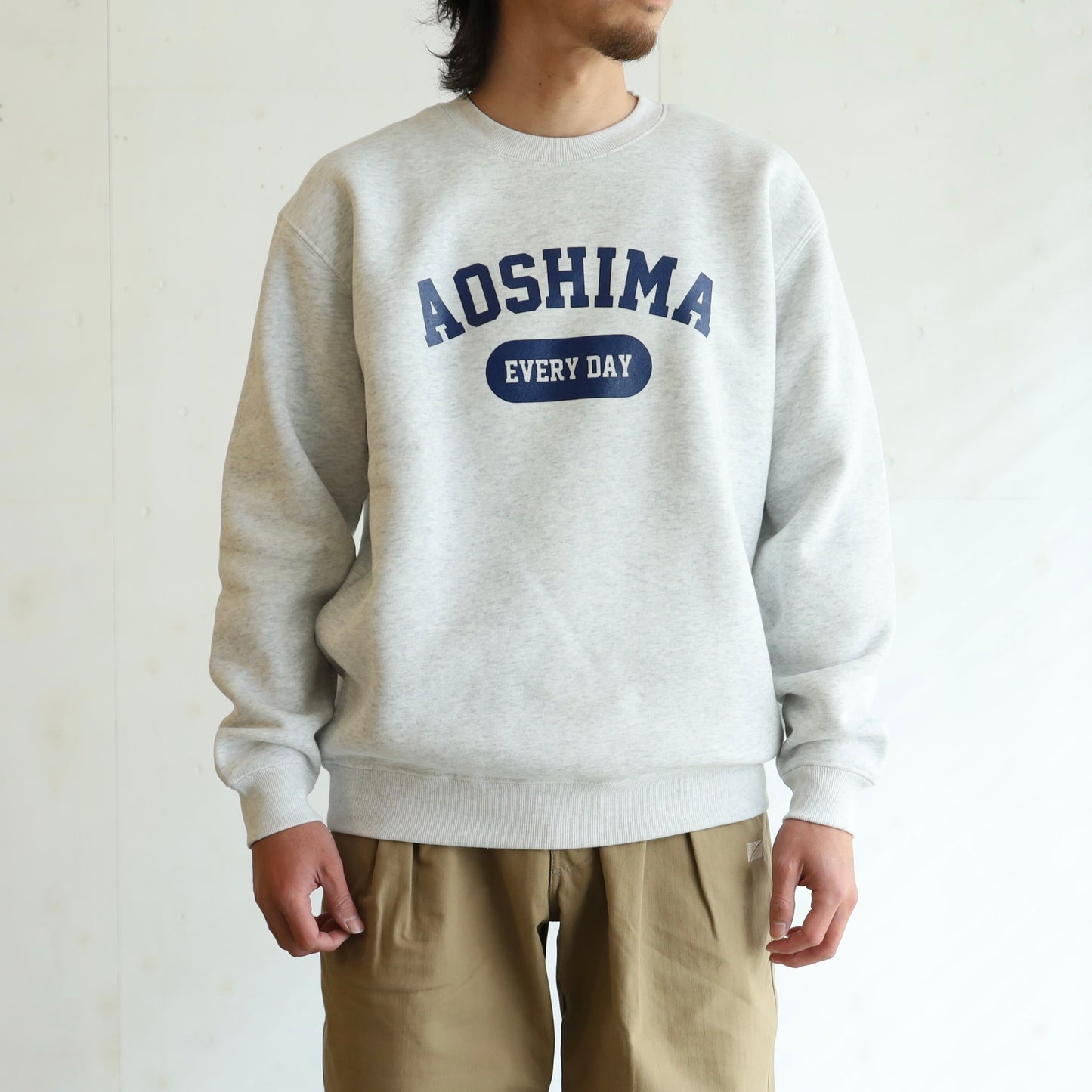 AOSHIMA EVERY DAY CREW SWEAT - ASH GRAY