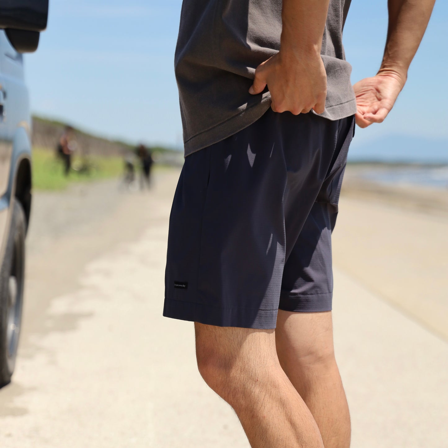 STRECH COOL AIR BASIC SHORTS - CHARCOAL