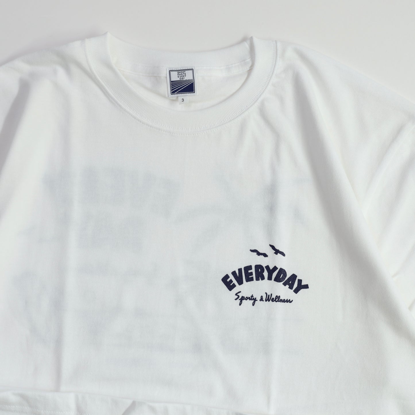 AOSHIMA BEACH T - WHITE