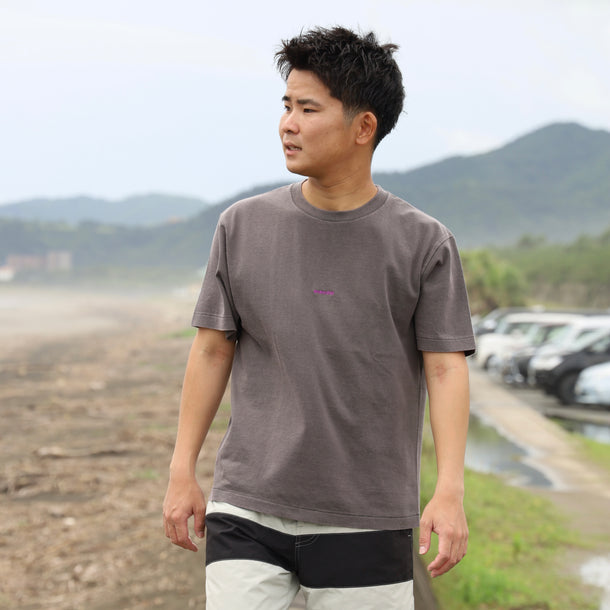 everyday EMBROIDERY TEE - CHARCOAL