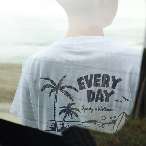 AOSHIMA BEACH T - WHITE