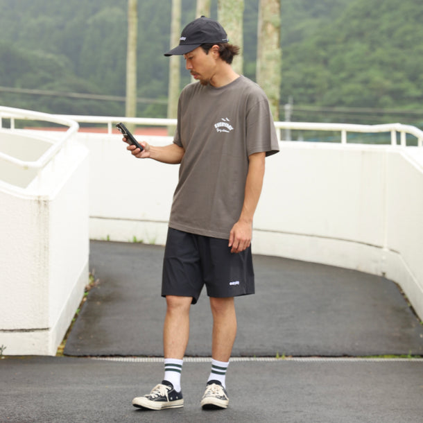 AOSHIMA BEACH T - BLACK