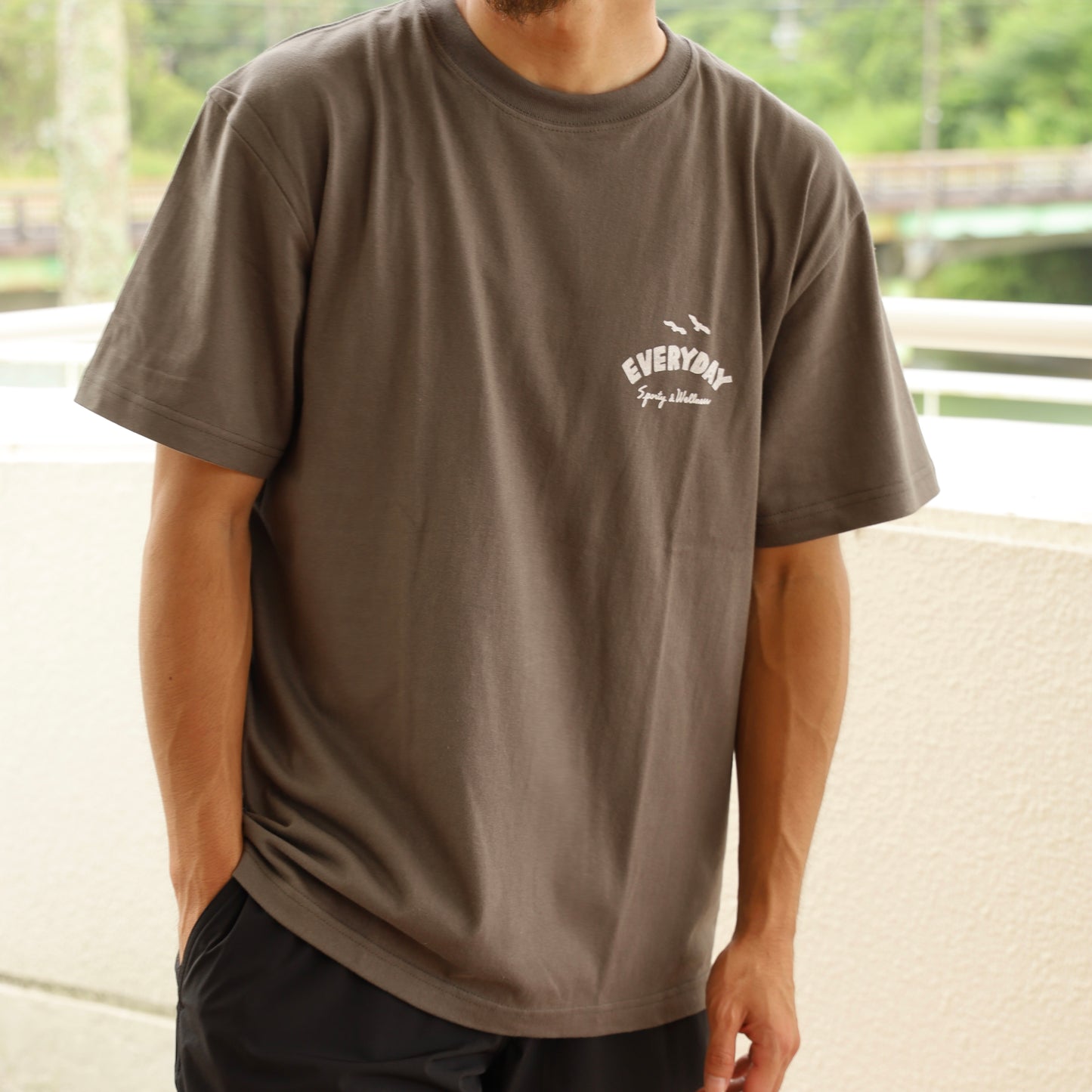 AOSHIMA BEACH T - BLACK