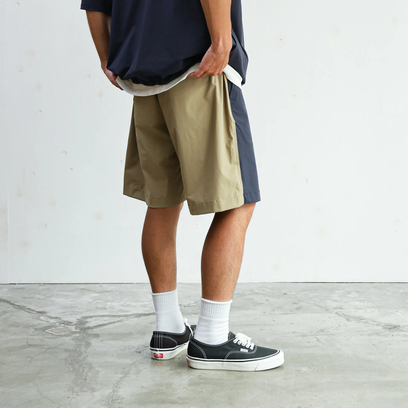 CORDURA 4WAY STRECH 2TONE RELAX TAC SHORTS - NAVY×BEIGE