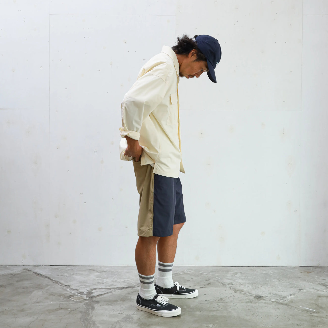 CORDURA 4WAY STRECH 2TONE RELAX TAC SHORTS - NAVY×BEIGE