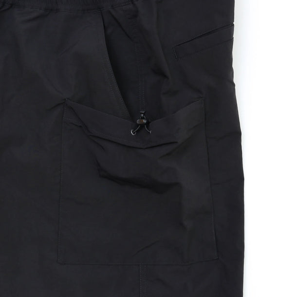LIGHT NYLON RELAX TAC CARGO SHORTS - BLACK