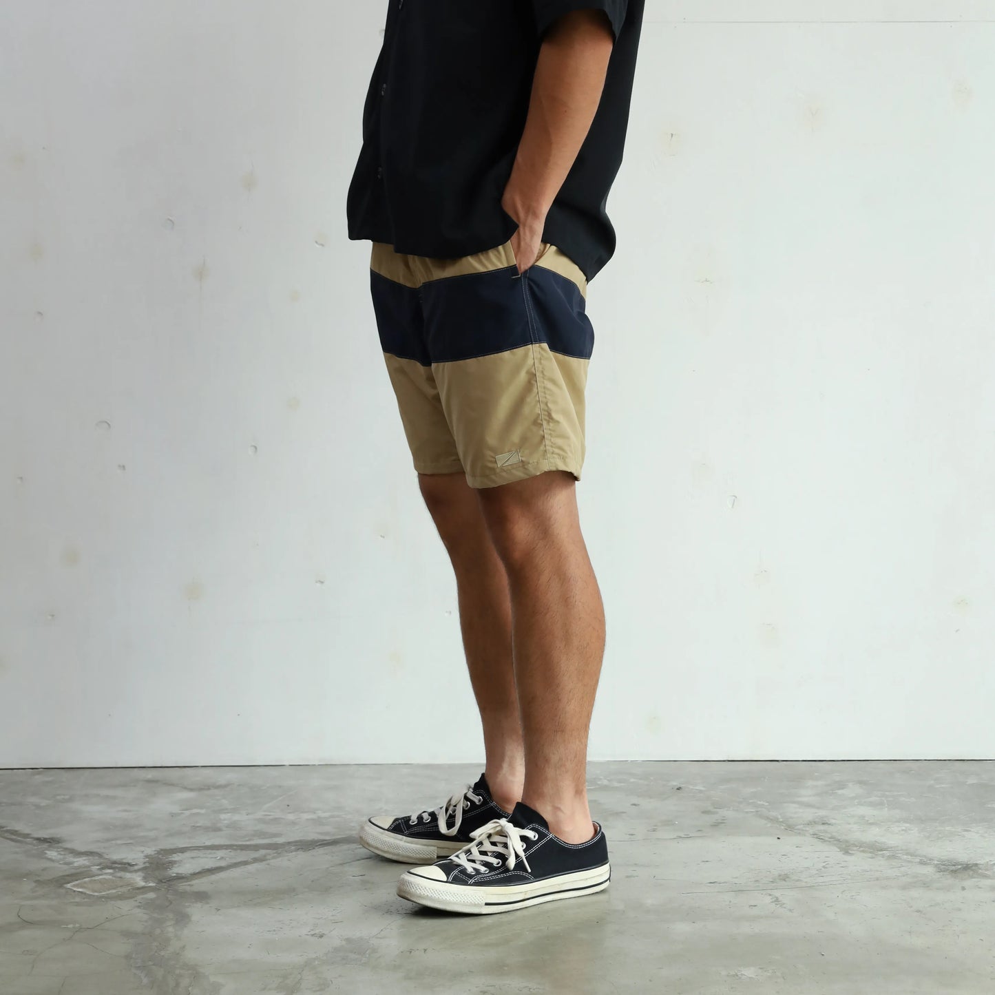 COAST Ⅱ CENTER LINE - BEIGE×NAVY