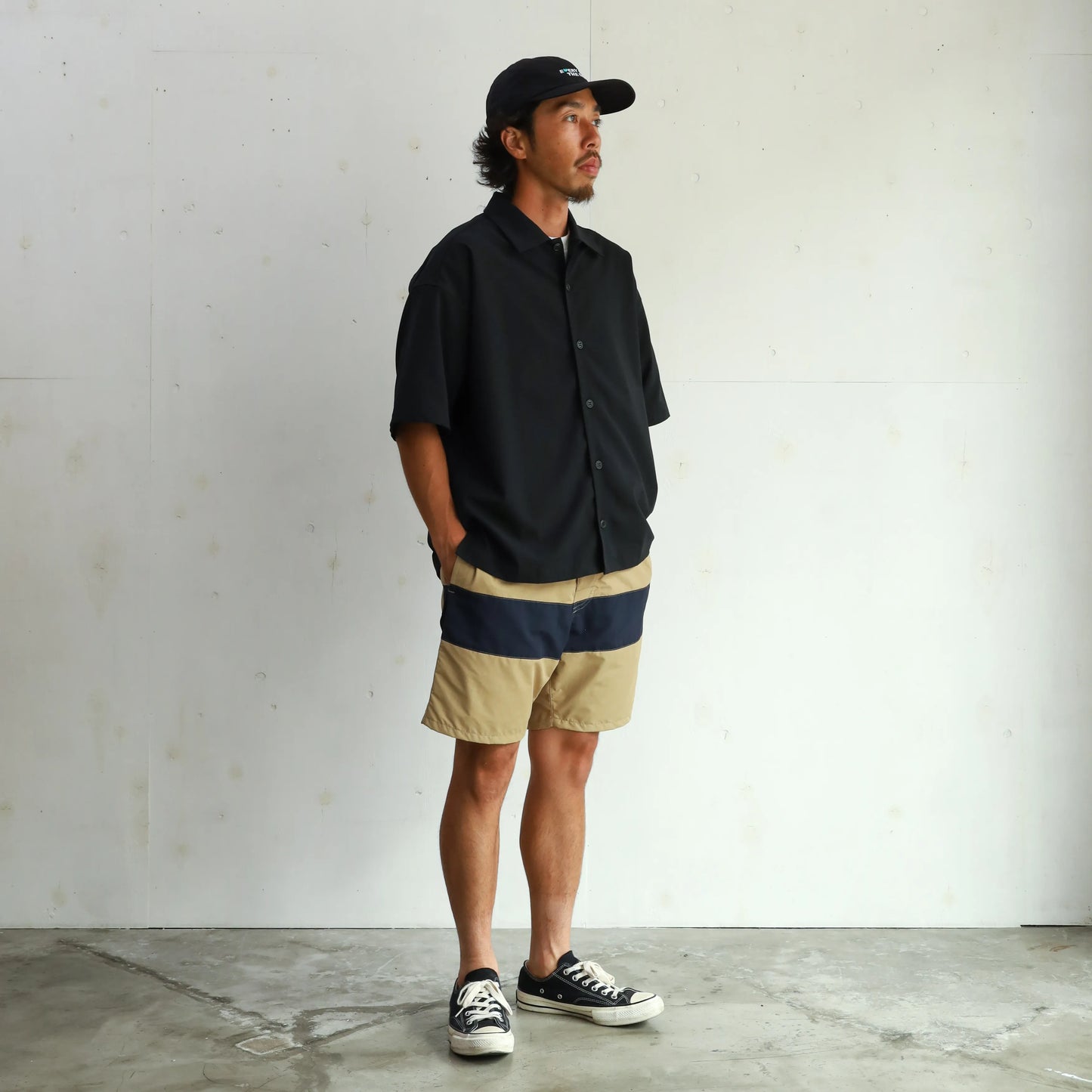 COAST Ⅱ CENTER LINE - BEIGE×NAVY