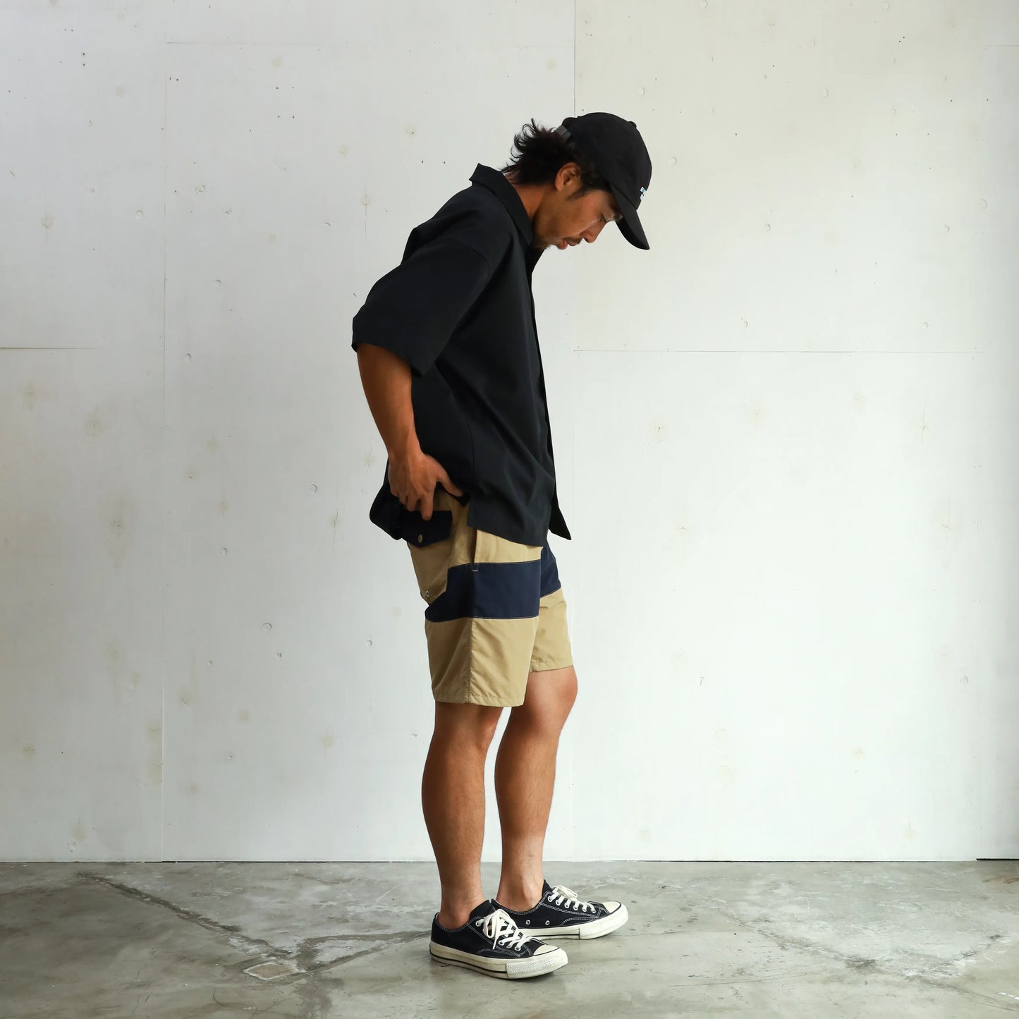 COAST Ⅱ CENTER LINE - BEIGE×NAVY