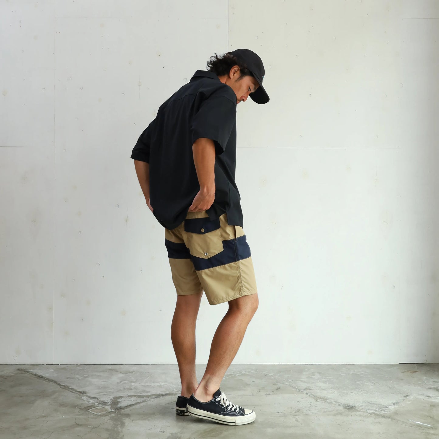 COAST Ⅱ CENTER LINE - BEIGE×NAVY