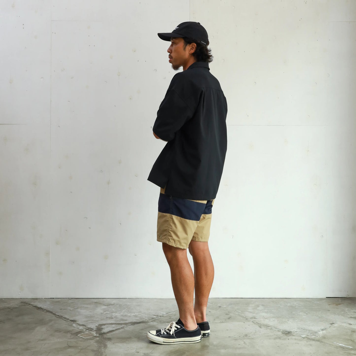 COAST Ⅱ CENTER LINE - BEIGE×NAVY