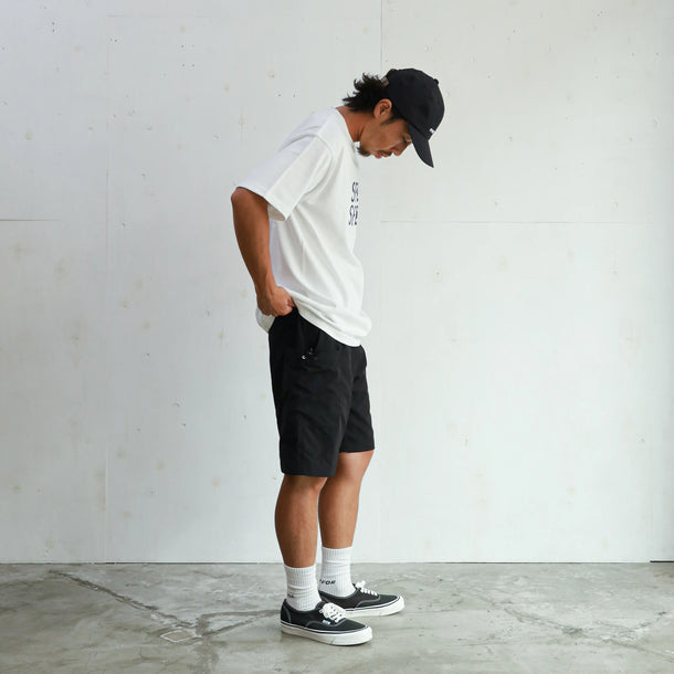 LIGHT NYLON RELAX TAC CARGO SHORTS - BLACK | Short pants