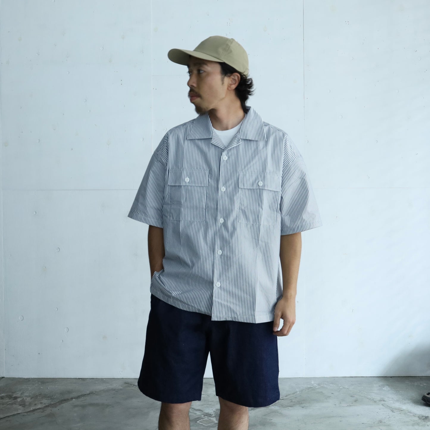 LOOSE SHIRTS S/S (COOL MAX) - BLACK STRIPE