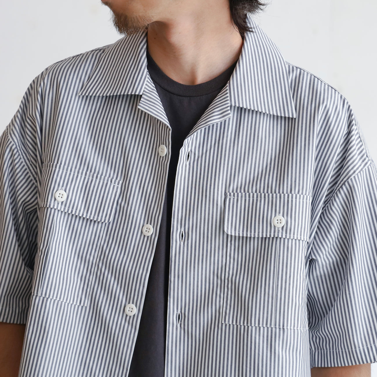 LOOSE SHIRTS S/S (COOL MAX) - BLACK STRIPE