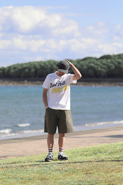 LEGEND SIGN 001 - WHITE × YELLOW