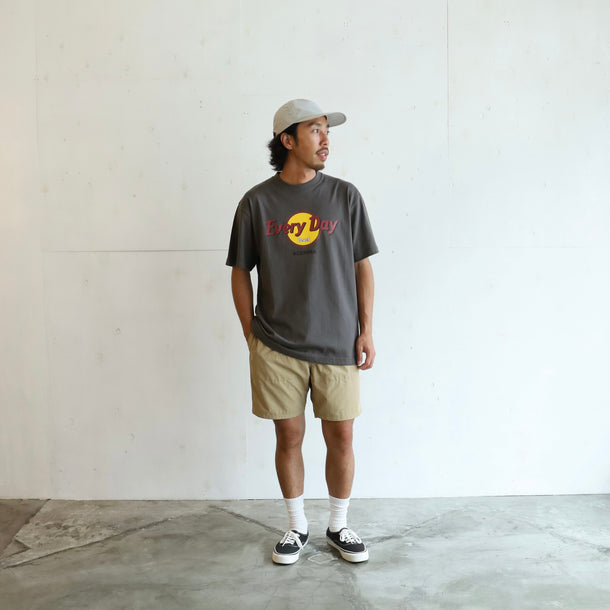 Beach Every Day - H.BLACK