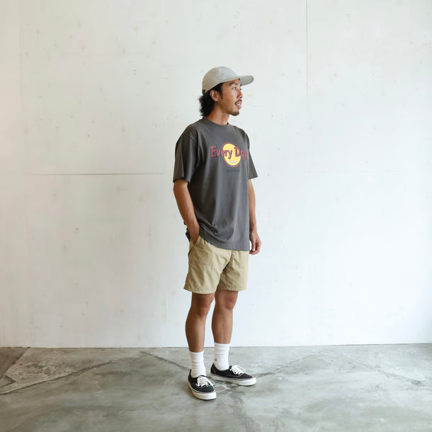 Beach Every Day - H.BLACK