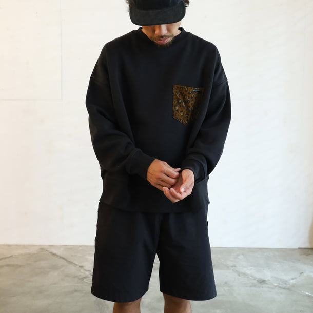 LOOSE SWEAT CREW W/PKT - BLACK × LEOPARD