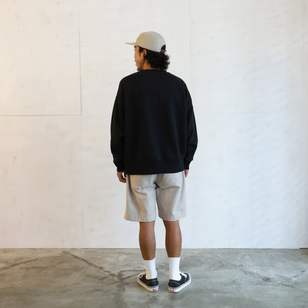 LOOSE SWEAT CREW W/PKT - BLACK × CHARCOAL