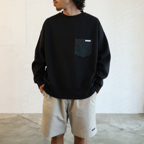 LOOSE SWEAT CREW W/PKT - BLACK × CHARCOAL