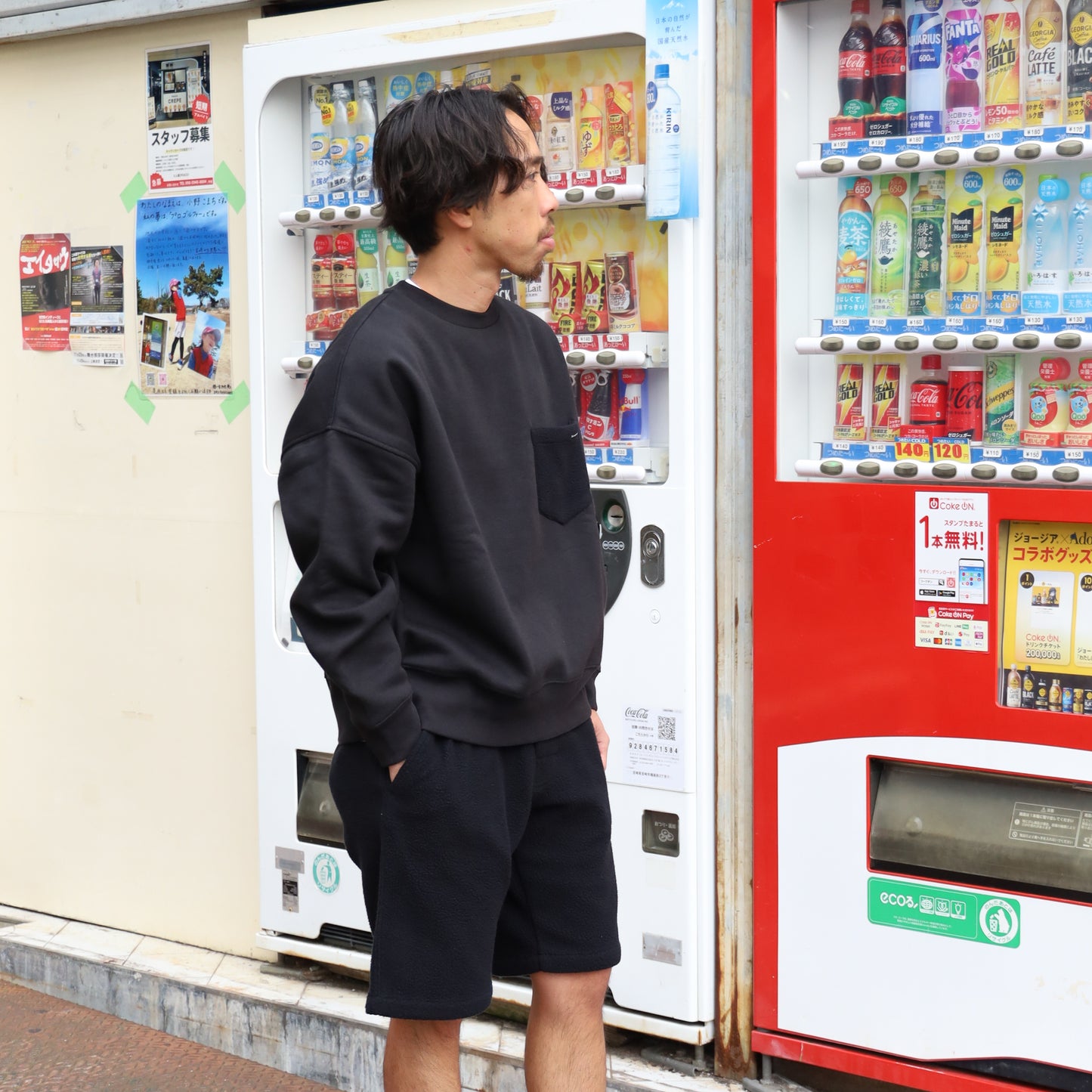 LOOSE SWEAT CREW W/PKT - BLACK × BLACK