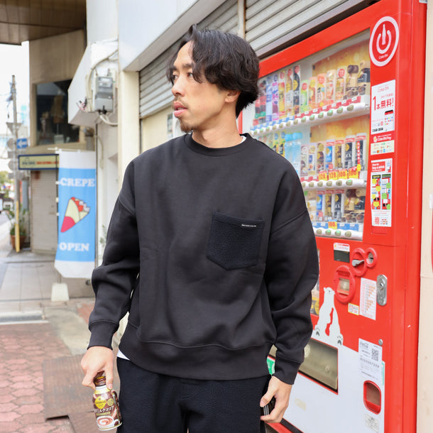 LOOSE SWEAT CREW W/PKT - BLACK × BLACK