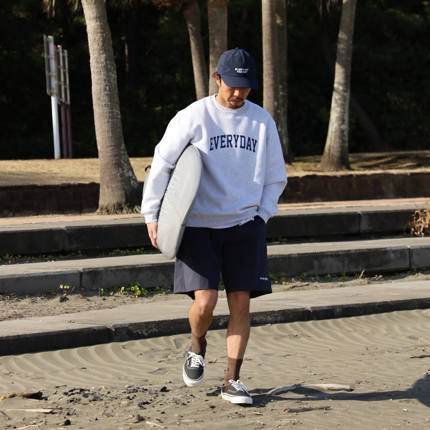 EVERYDAY WELLNESS - ASH GRAY