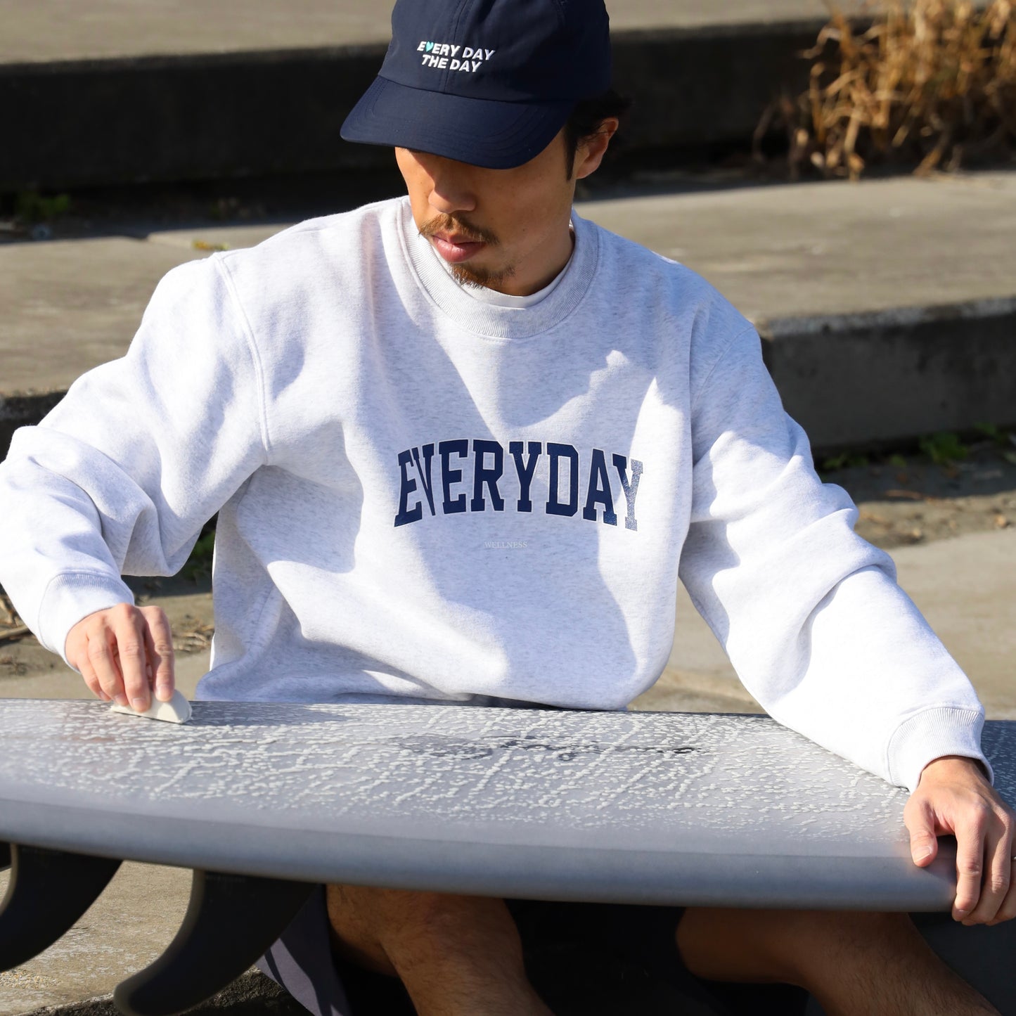 EVERYDAY WELLNESS - ASH GRAY