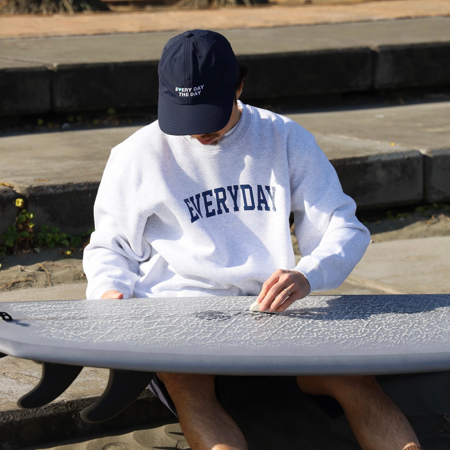 EVERYDAY WELLNESS - ASH GRAY