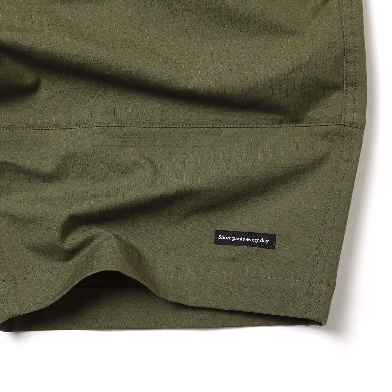 WAK - KHAKI | Short pants every day