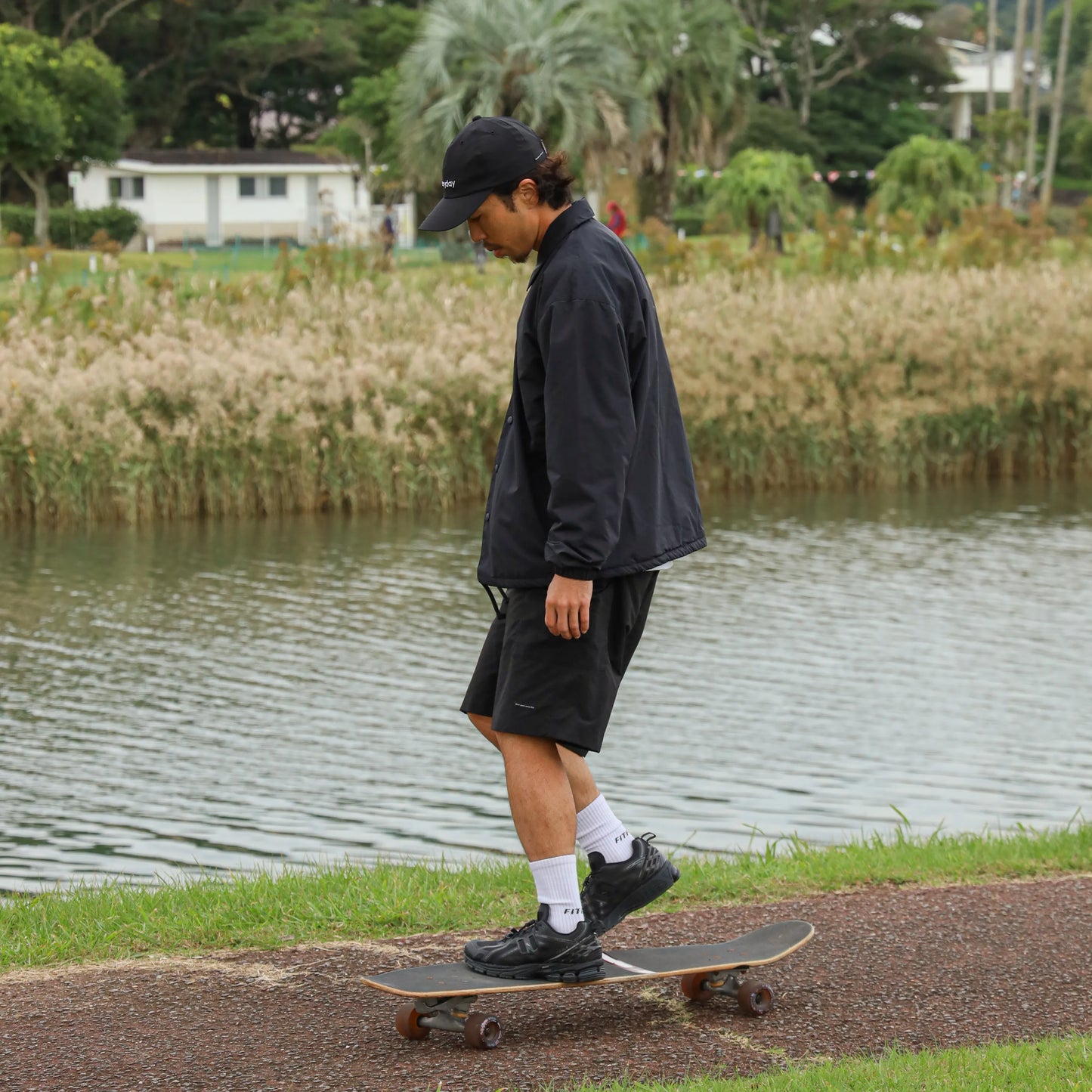 COACH JACKET - BLACK