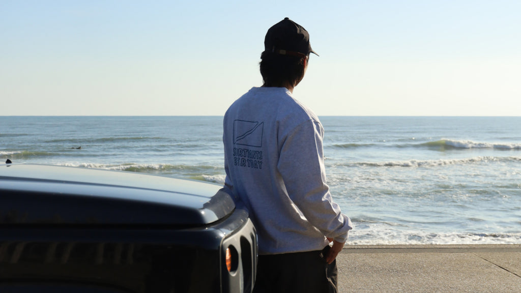 HAND FLAG TEE