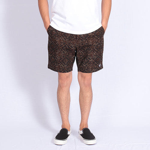 170cm 60kg サイズ2着用