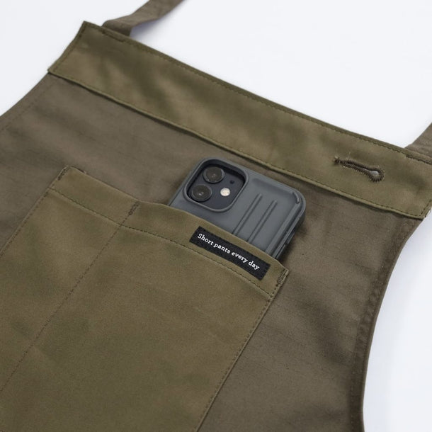 Utility Apron KHAKI | Short pants every day